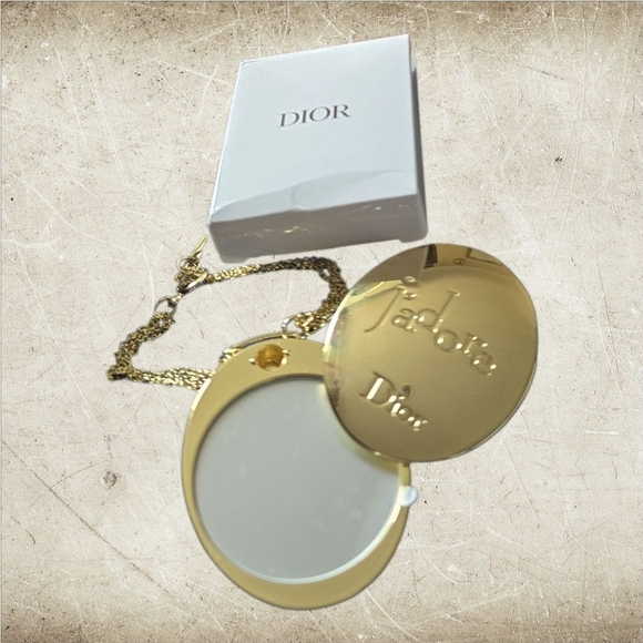 Dior Gold Compact Mirror - Picture 1 of 6
